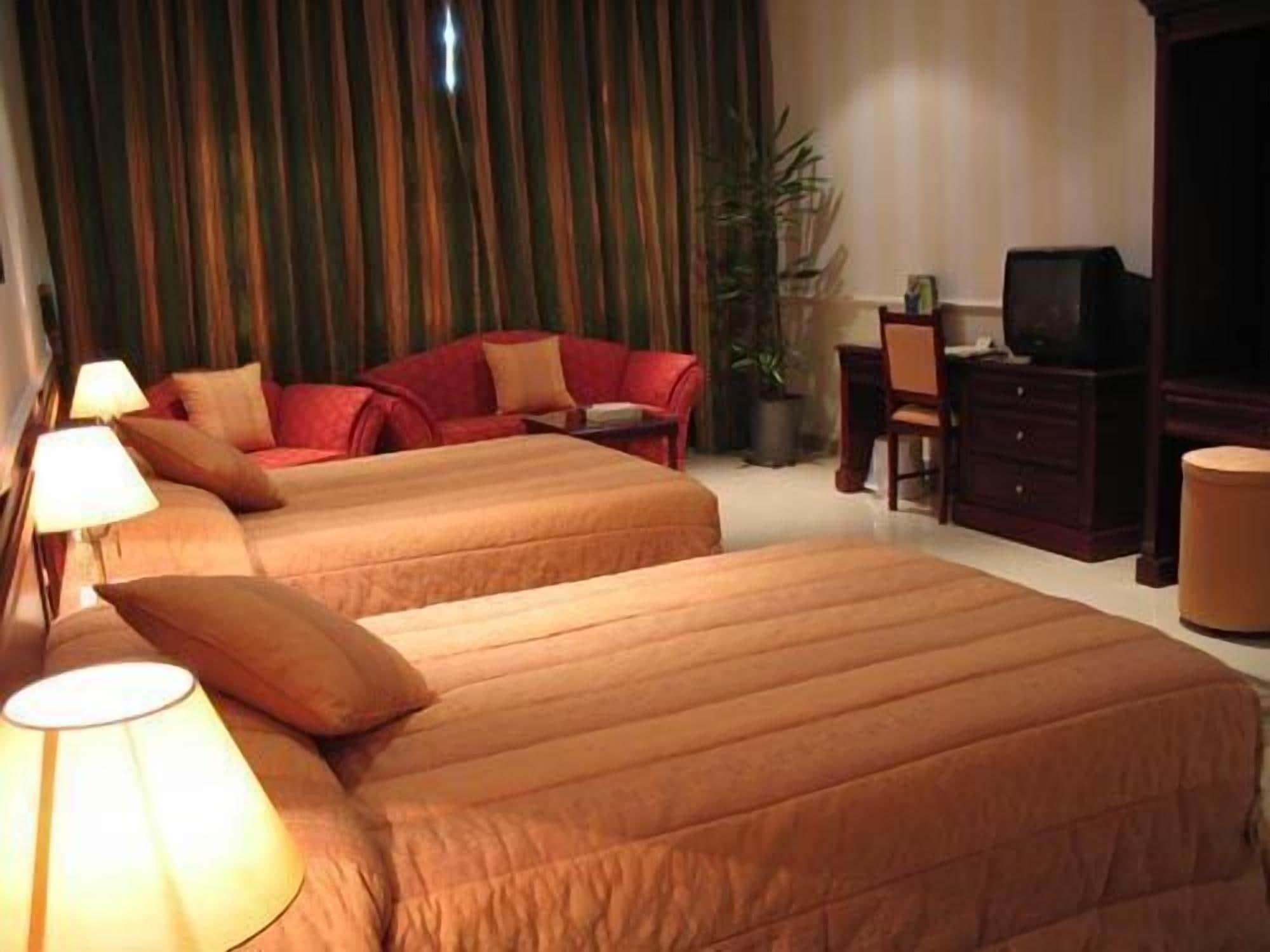 Al Bustan Hotel Doha Exterior photo